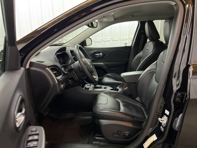 2022 Jeep Cherokee Latitude Lux