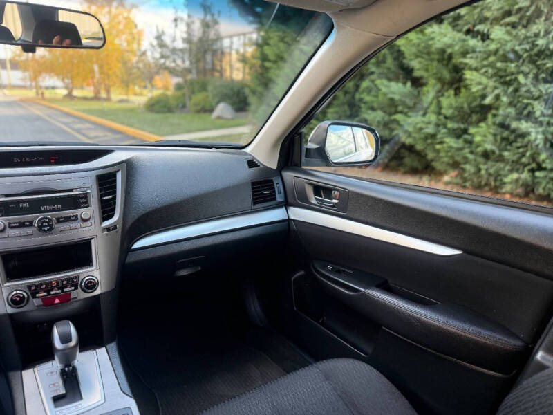 2012 Subaru Outback 2.5i