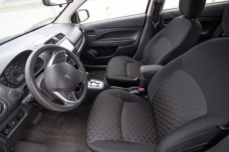 2024 Mitsubishi Mirage ES