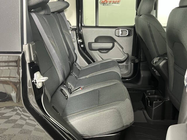 2025 Jeep Gladiator Willys