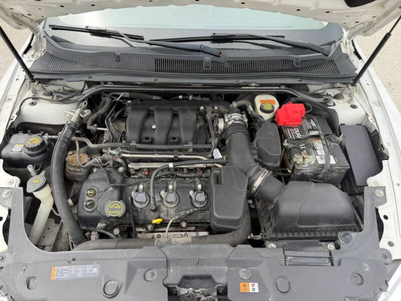 2017 Ford Taurus SEL