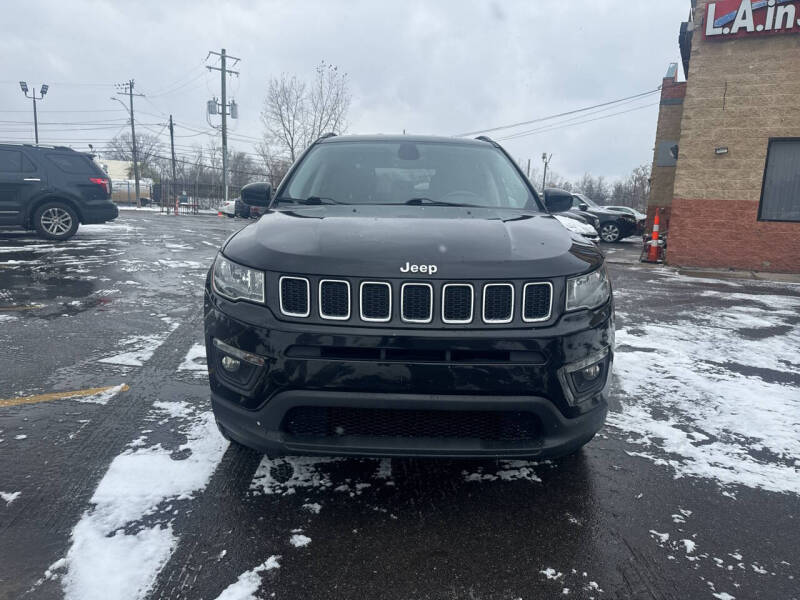 2018 Jeep Compass Latitude photo 3