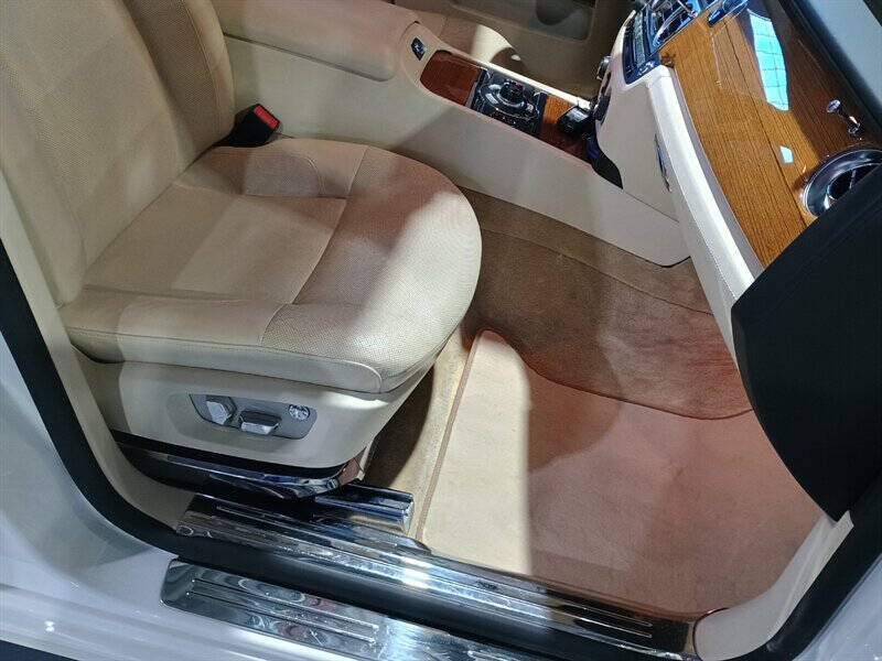 2011 Rolls-Royce Ghost 71