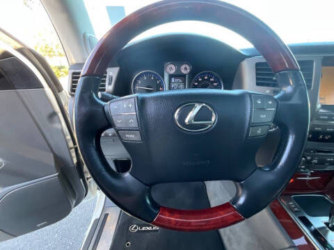 2010 Lexus LX 570