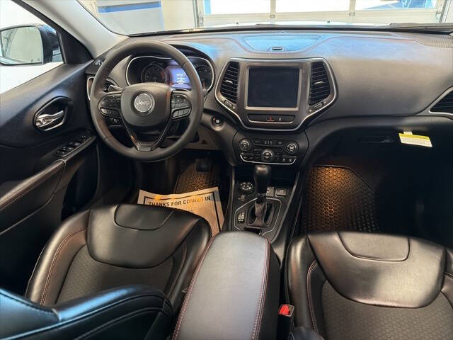 2022 Jeep Cherokee Trailhawk