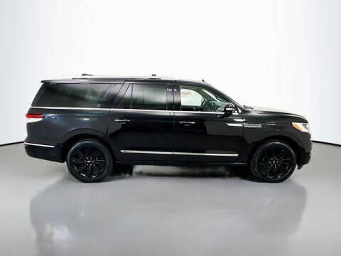 2023 Lincoln Navigator L Reserve