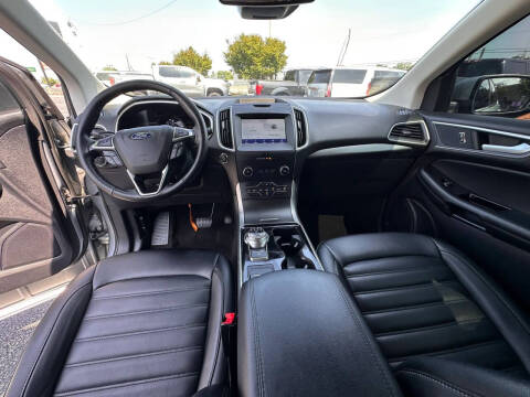 2020 Ford Edge