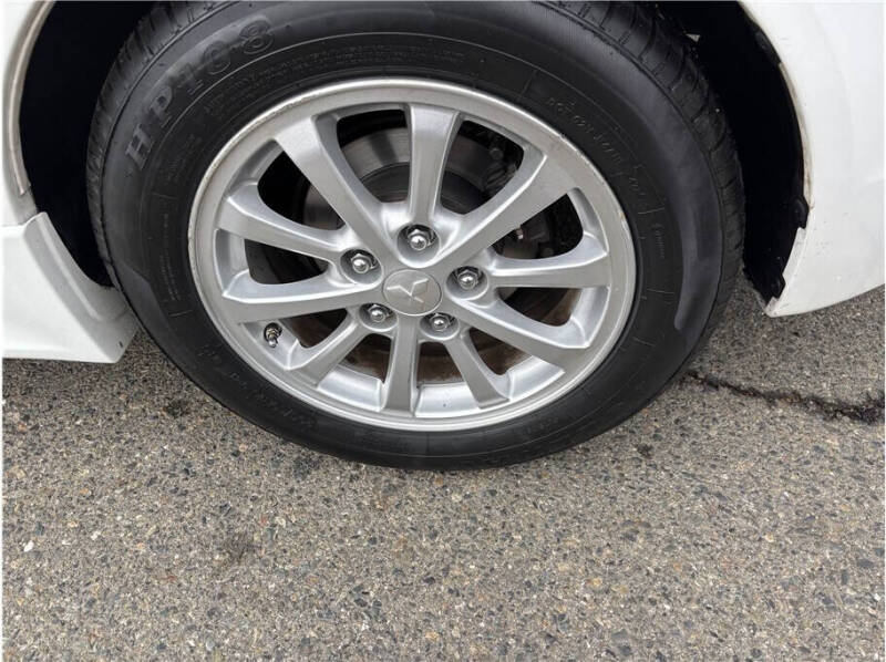 2012 Mitsubishi Lancer ES