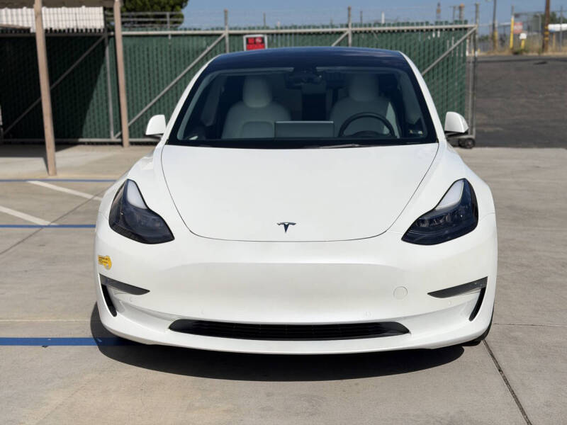 2022 Tesla Model 3 Long Range
