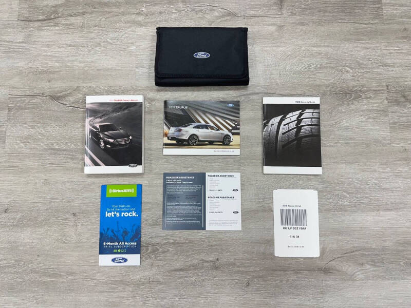 2019 Ford Taurus SE