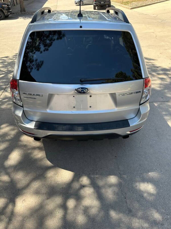 Image 4 of 2011 Subaru Forester 2.5X Limited