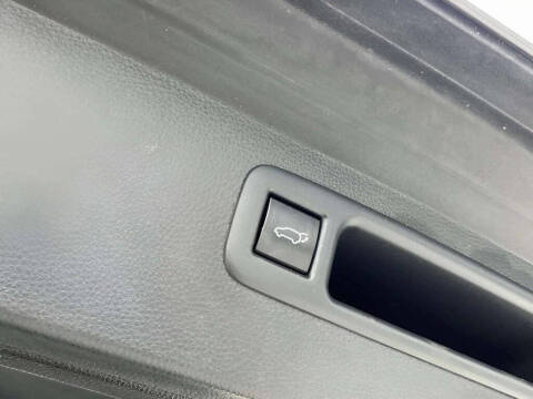 2020 Toyota Highlander Hybrid XLE