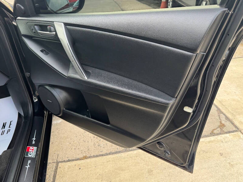 2010 Mazda MAZDA3 s Grand Touring