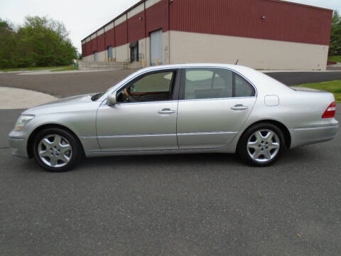 2004 Lexus LS 430