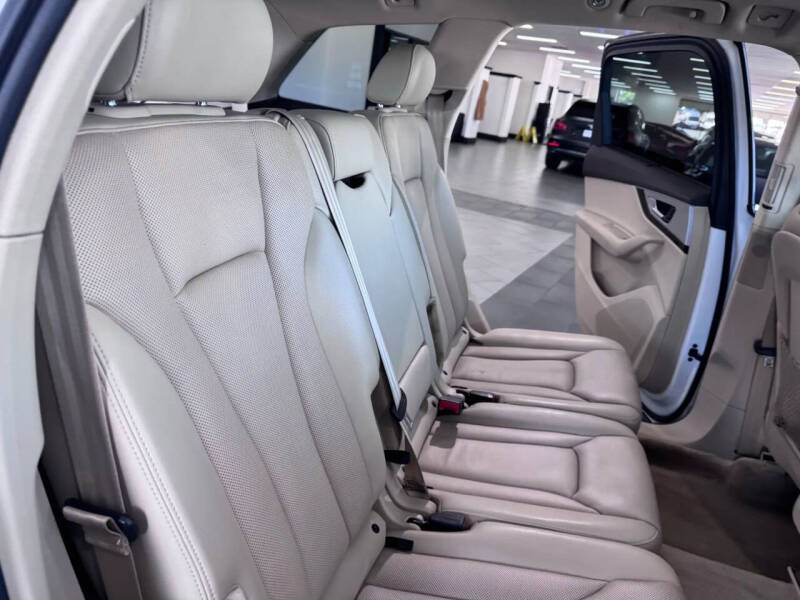 2017 Audi Q7 2.0T quattro Premium Plus