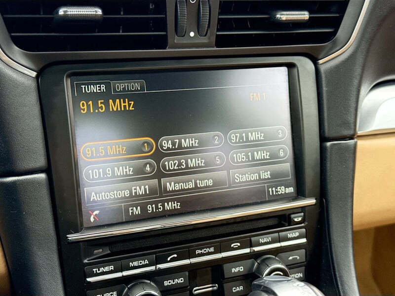 2015 Porsche 911 Carrera