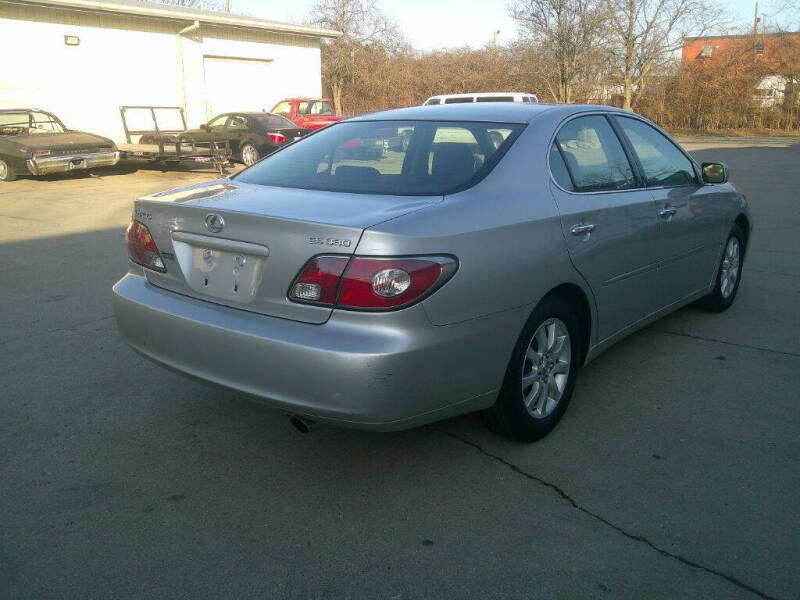 2004 Lexus ES 330