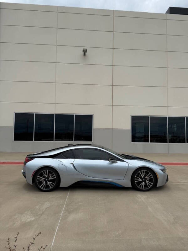 2016 BMW i8