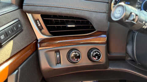 2018 Cadillac Escalade Luxury