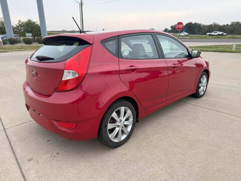 2014 Hyundai Accent SE