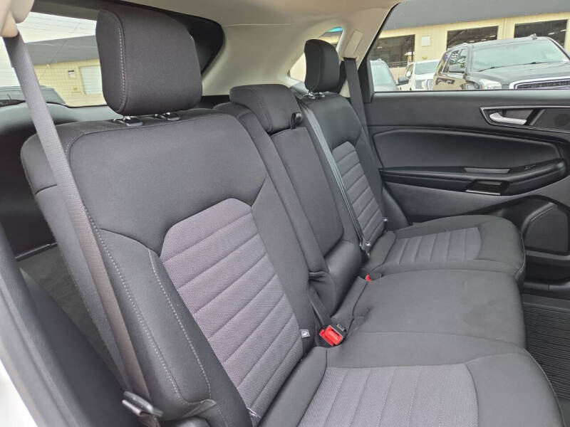 2021 Ford Edge SE