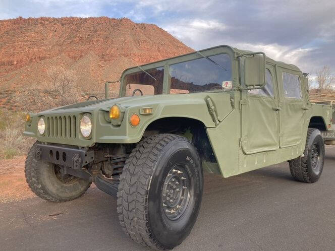1985 AM General Hummer