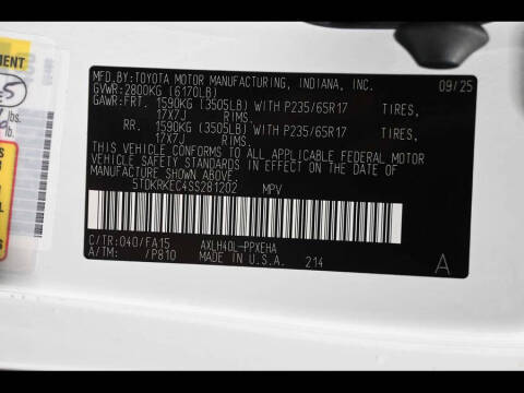 2025 Toyota Sienna LE 8-Passenger