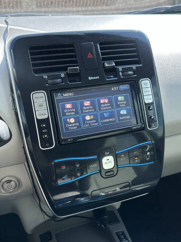 2012 Nissan LEAF SL