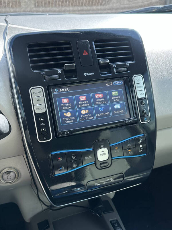 2012 Nissan LEAF SL