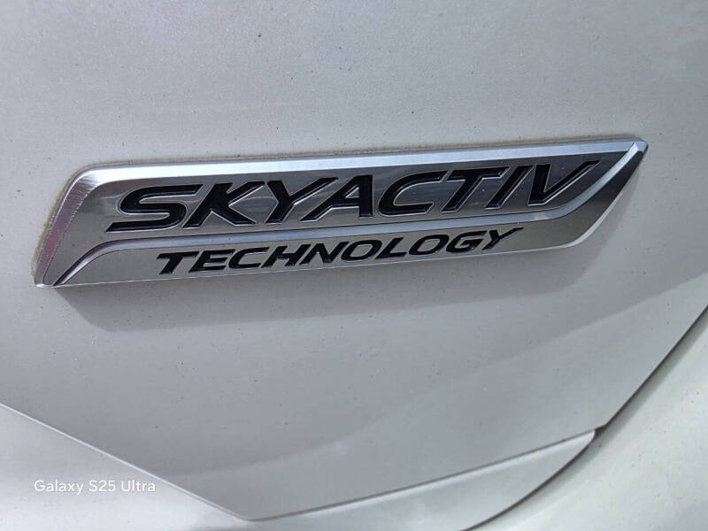 2014 Mazda MAZDA3 s Grand Touring