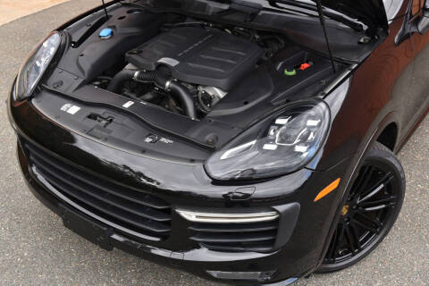 2016 Porsche Cayenne GTS