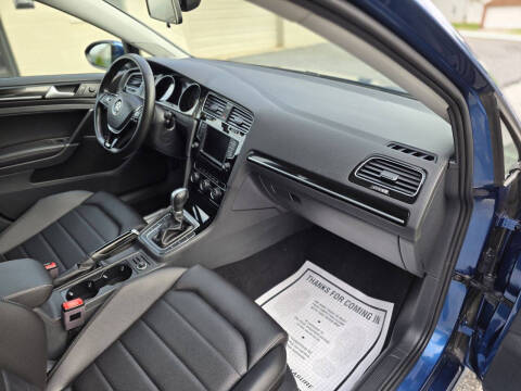 2017 Volkswagen Golf TSI SEL