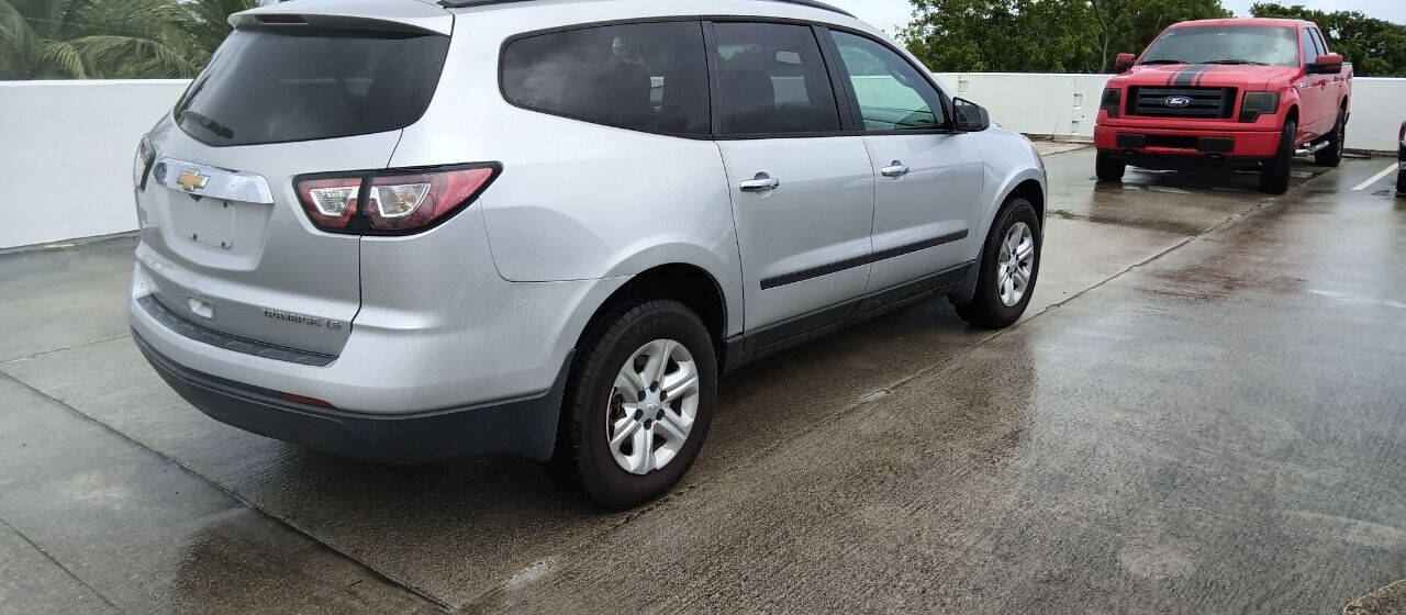 2015 Chevrolet Traverse SUV / Crossover - $7,450