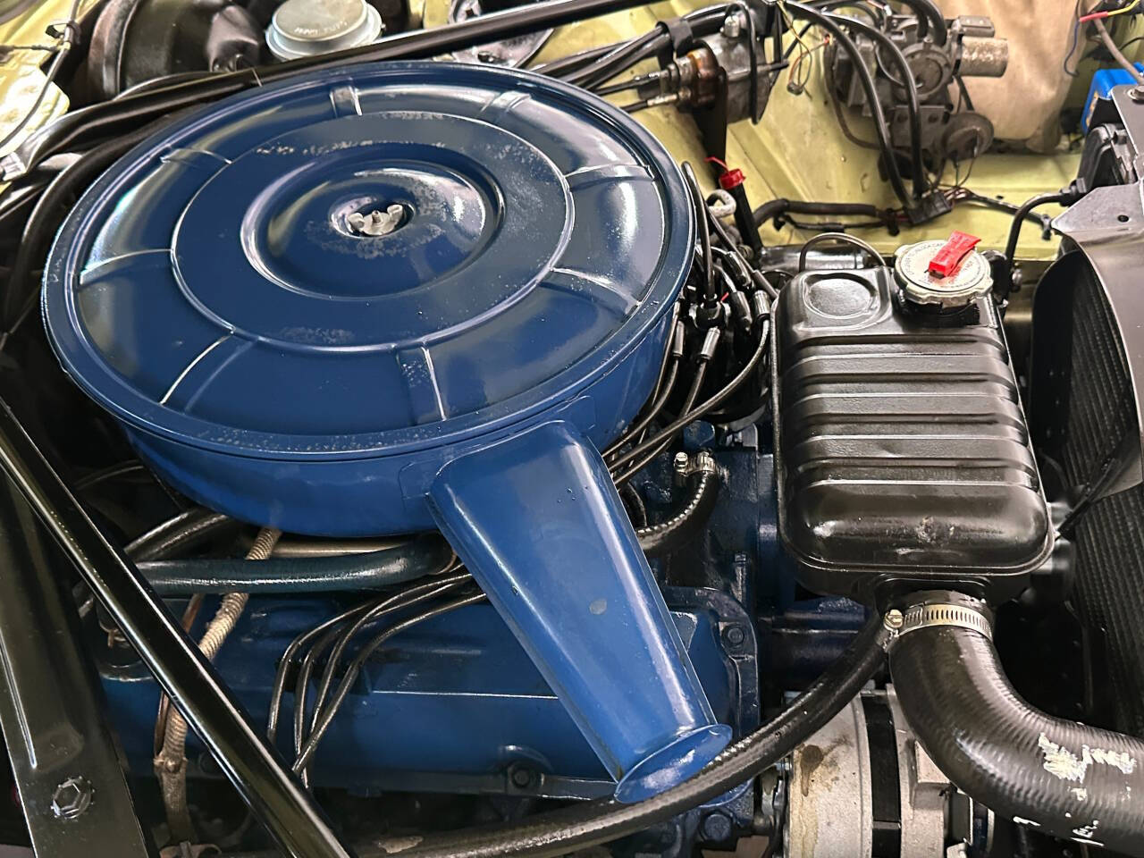1966 Ford Thunderbird 62