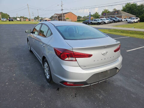 2020 Hyundai Elantra SE