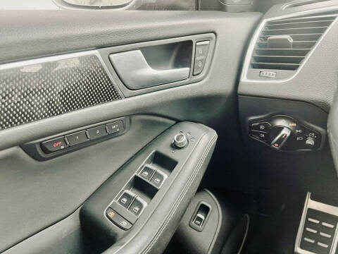 2014 Audi SQ5 3.0T quattro Premium Plus