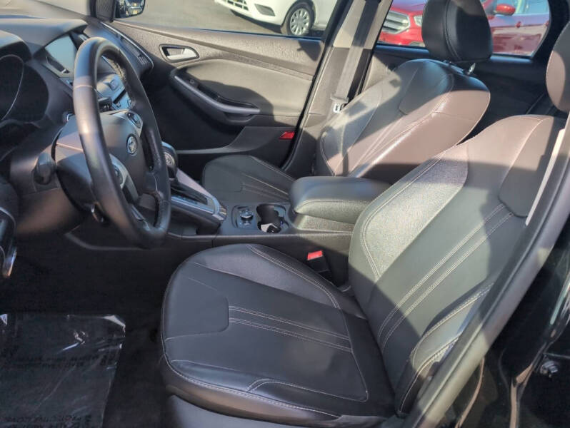 2014 Ford Focus Titanium - Photo 8