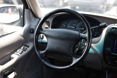 1996 Ford Explorer