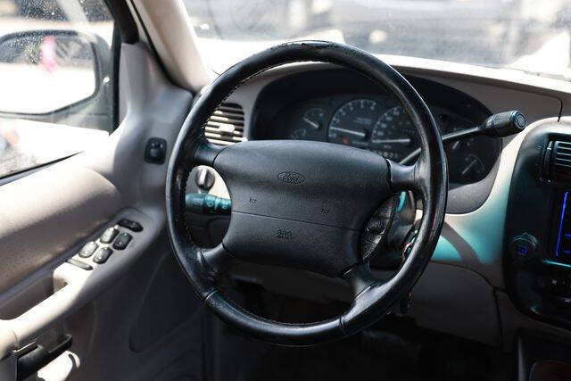 1996 Ford Explorer