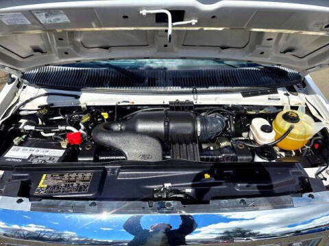 2011 Ford E-Series E-350 SD XLT