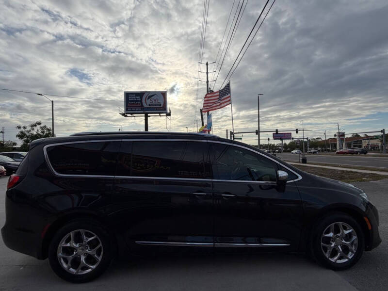 2017 Chrysler Pacifica Limited