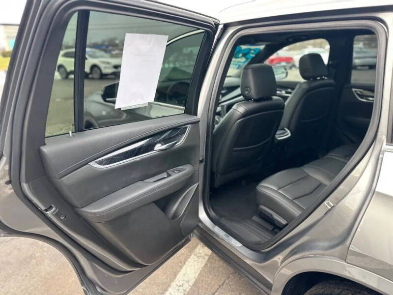 2021 Cadillac XT6 Premium Luxury