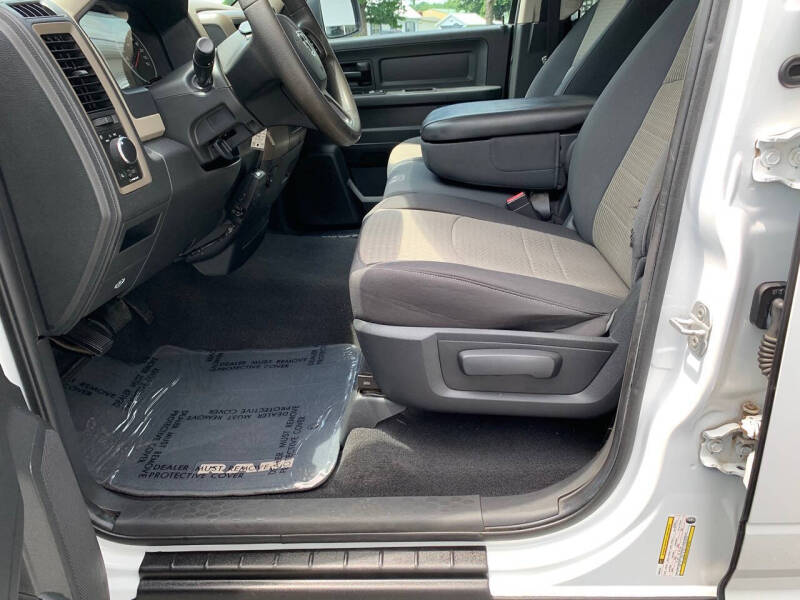 2012 RAM 1500 ST
