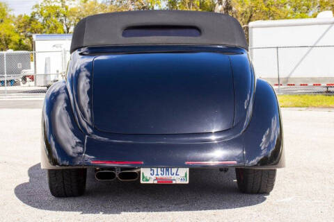 1937 Ford Cabriolet
