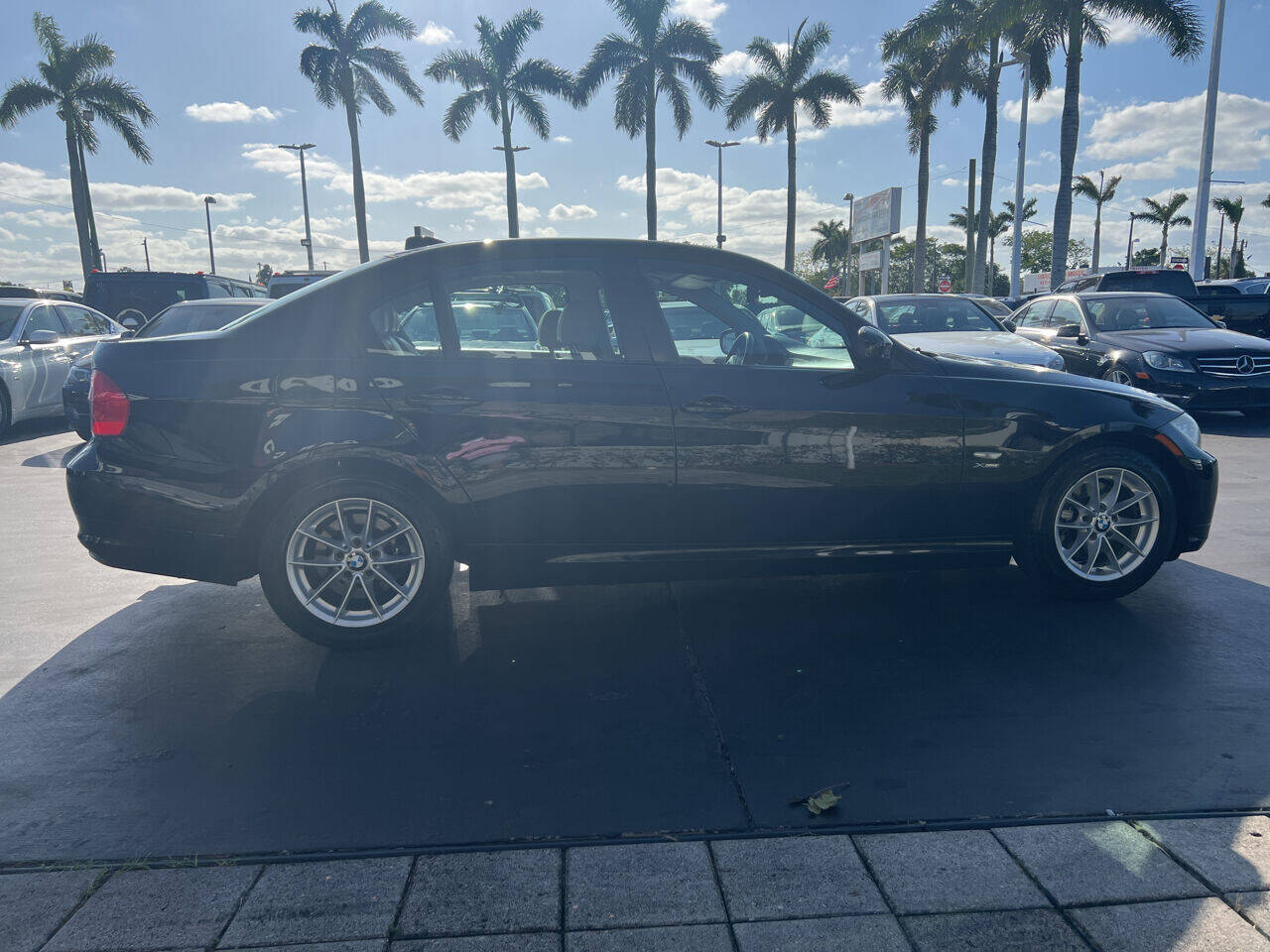 2010 BMW 3 Series Sedan - $7,900