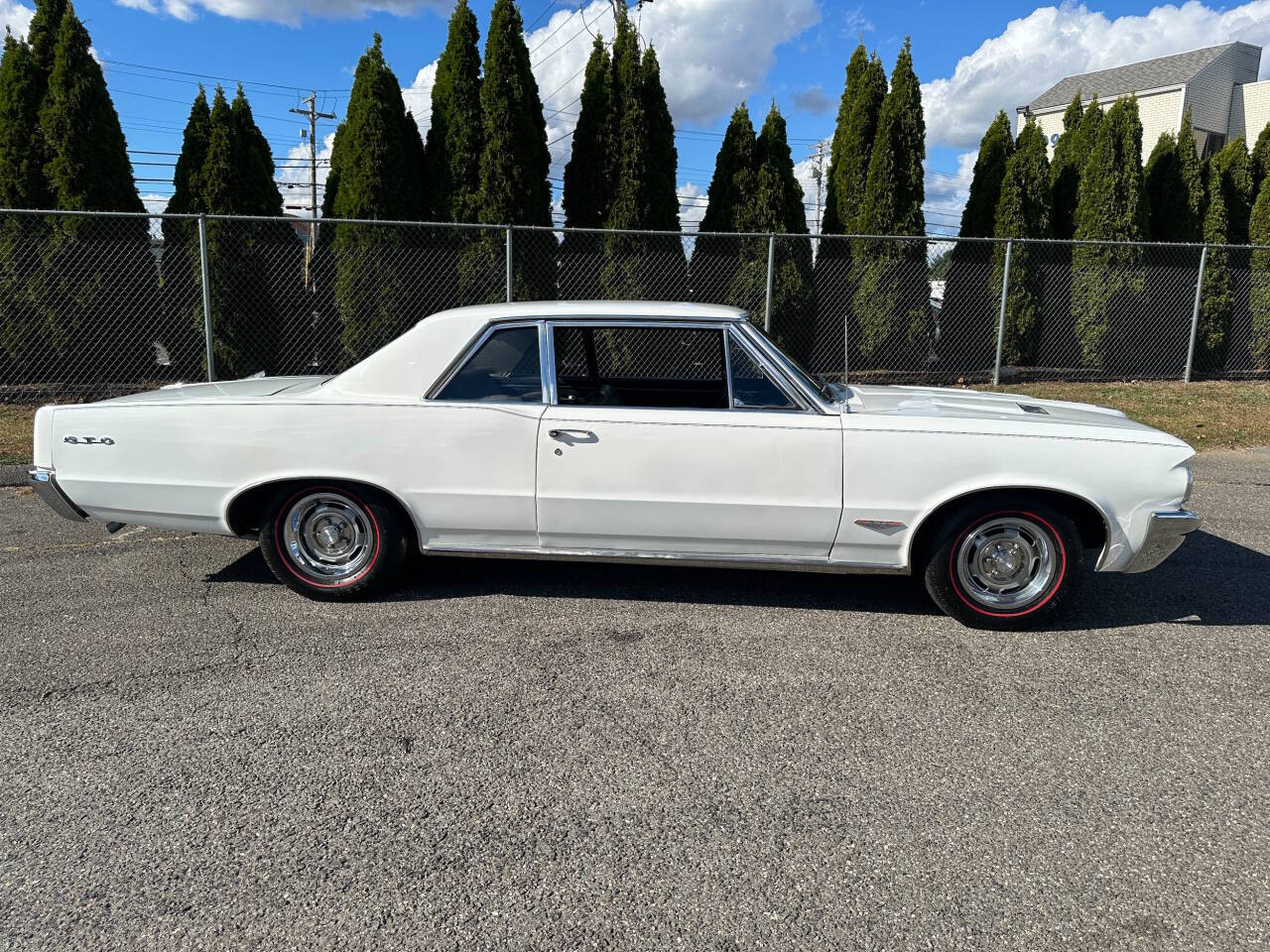 1964 Pontiac GTO 9