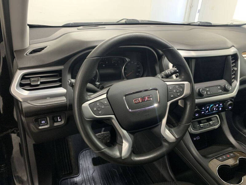 2022 GMC Acadia