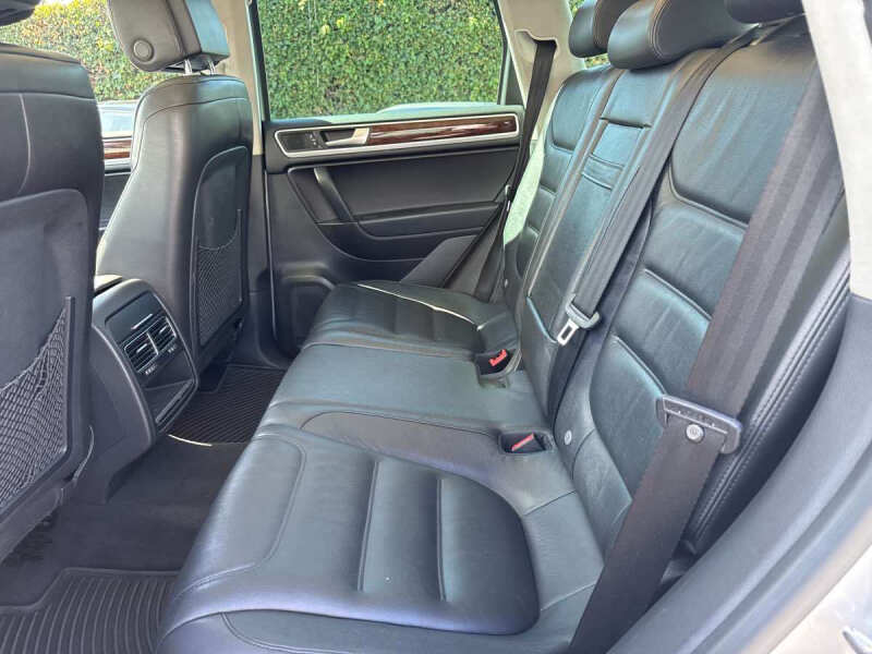 2014 Volkswagen Touareg TDI Lux