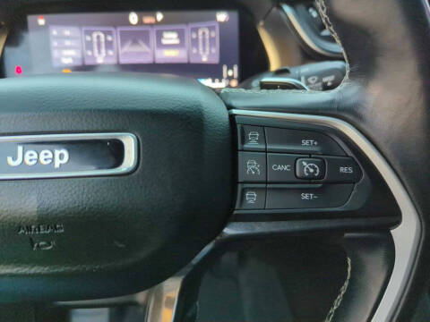 2021 Jeep Grand Cherokee L Laredo