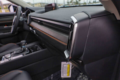 2025 Mazda CX-50 2.5 S Premium Plus